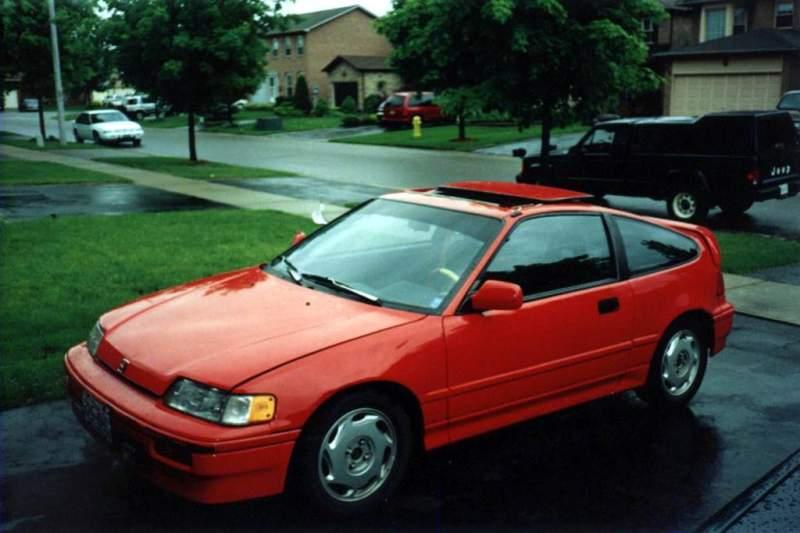 Toms CRX in his driveway.jpg